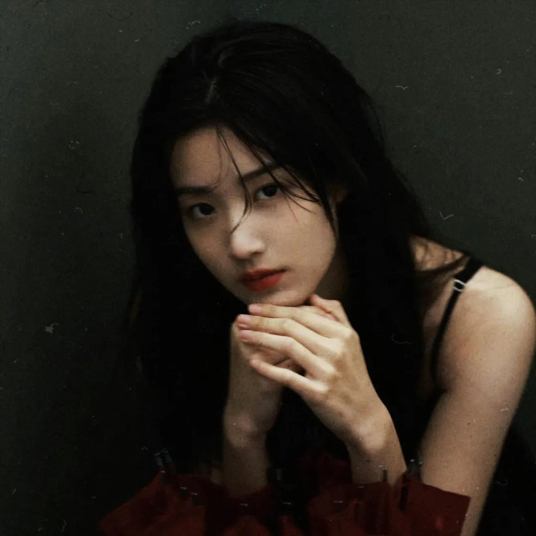 女税务员